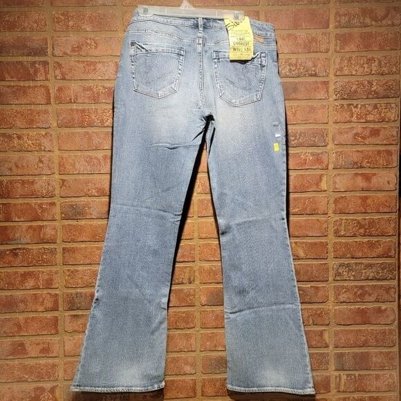 Silver Jeans Bootcut Lael Bootcut sz 32 / 33 NWT - Picture 2 of 7